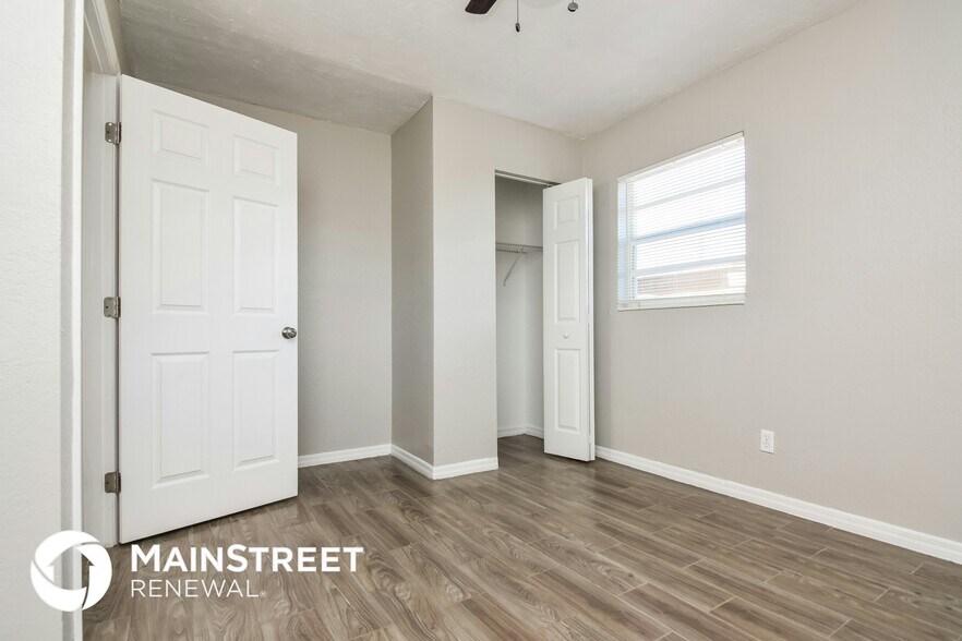 Building Photo - 5204 S 80th St