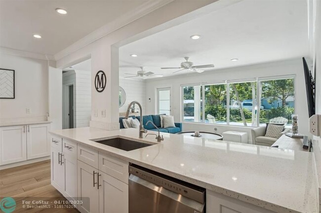 Building Photo - 633 Ocean Inlet Dr
