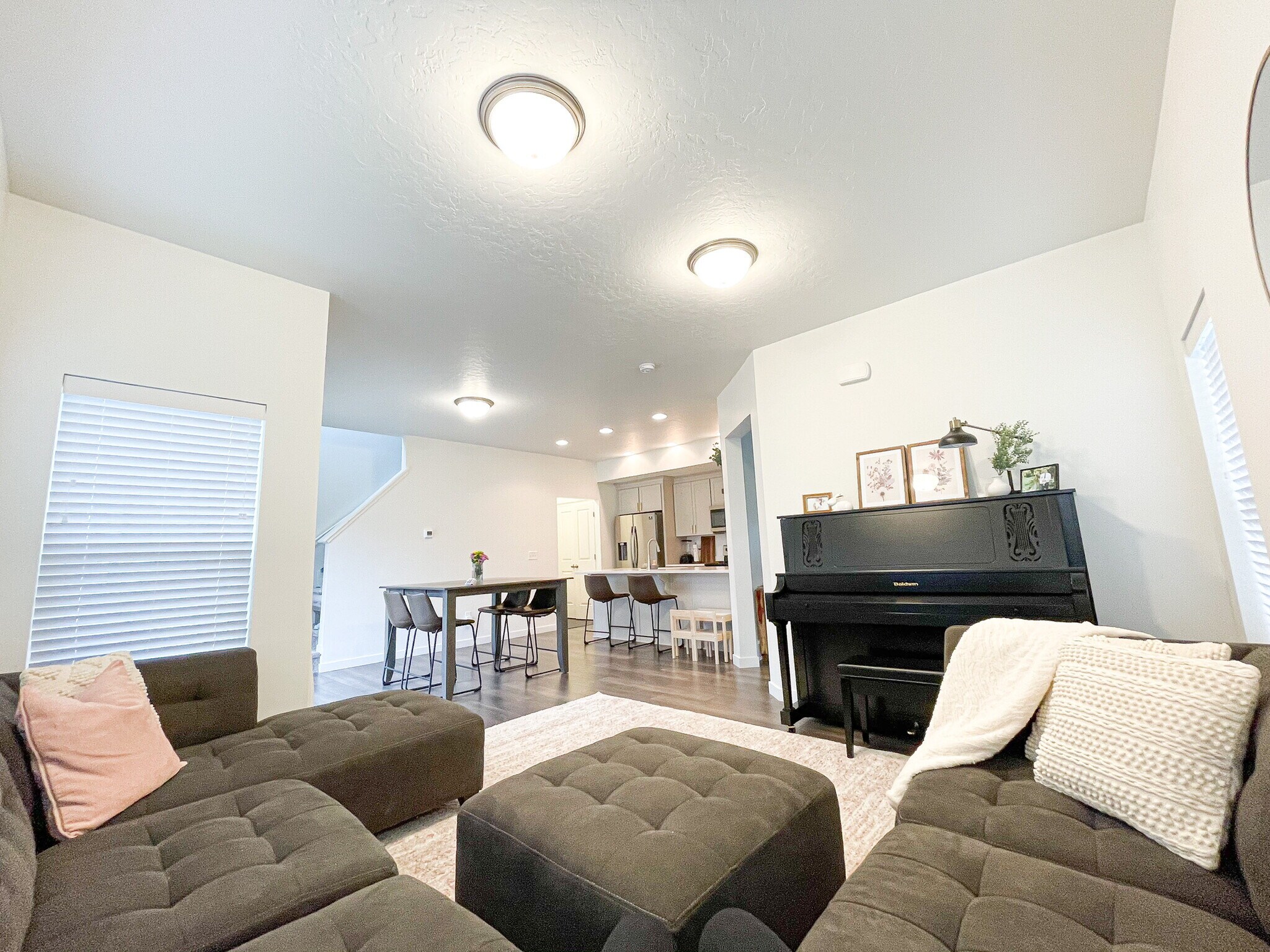 Family, dining and kitchen - 5179 N Marble Fox Way