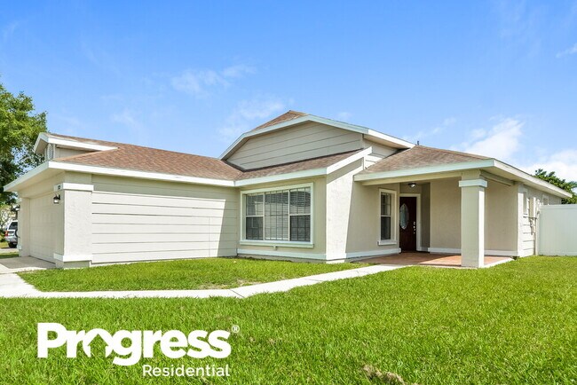 Building Photo - 13025 Phoenix Woods Ln