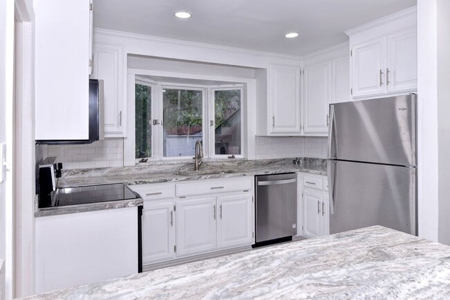 Building Photo - Call Eric Thompson at (757) 685-3174 for more information
