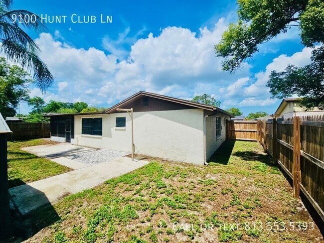 Building Photo - 9100 Hunt Club Ln