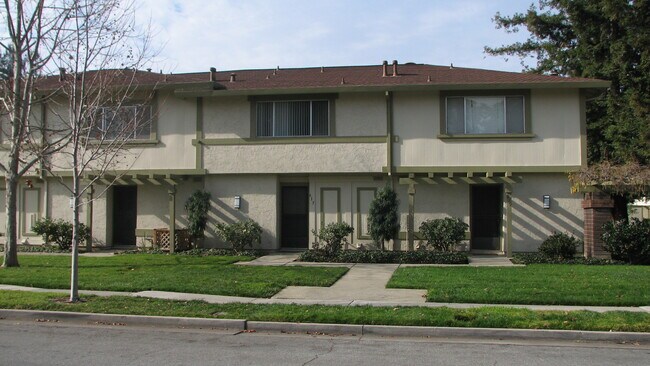 Primary Photo - 617 Millich Dr