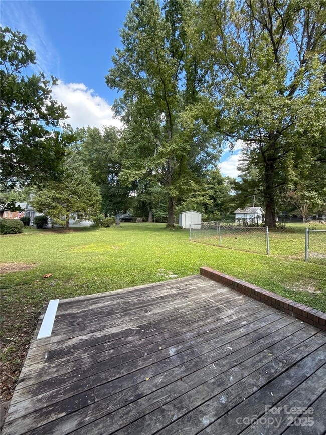 Building Photo - 6201 Bonnybrook Ln