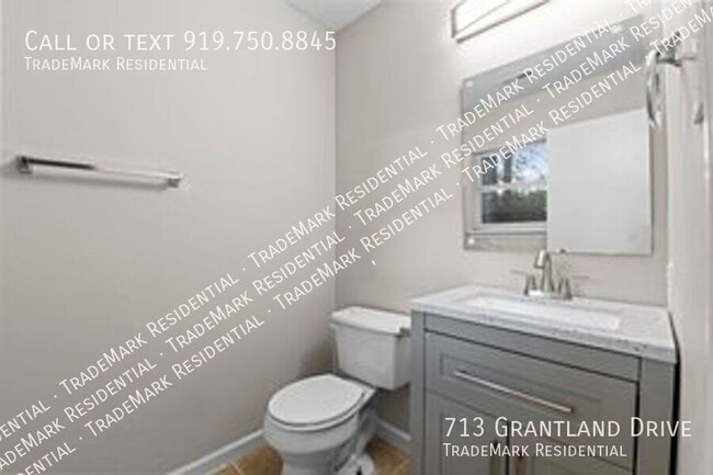 Building Photo - 713 Grantland Dr