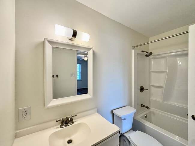 Building Photo - Completely Renovated & Ready 02-25-26! 2 Primary Suites, All Appliances Convey and Dog-Friendly!