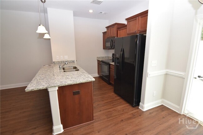 Building Photo - 11330 White Bluff Rd