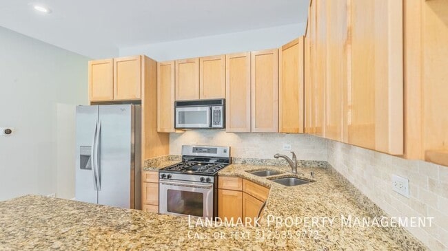 Building Photo - 1524 N Bosworth-Unit 2