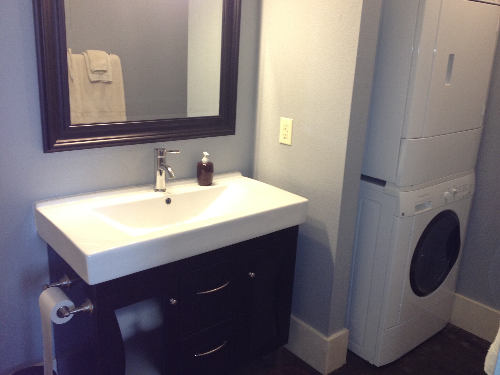 Building Photo - 2206 Avenue G