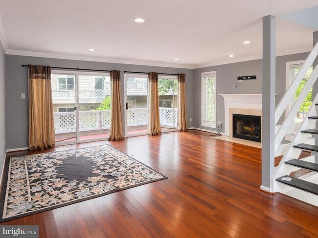 Building Photo - 84 Andover Ct