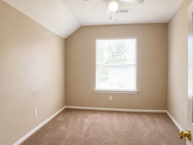 Building Photo - 17202 Desert Maize Ln