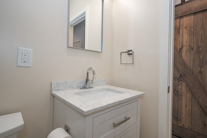 Building Photo - 202 W Susquehanna Ave