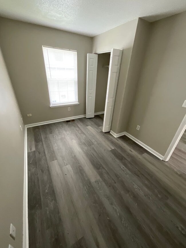 Building Photo - 4 Bed 2 Bath Home for Rent