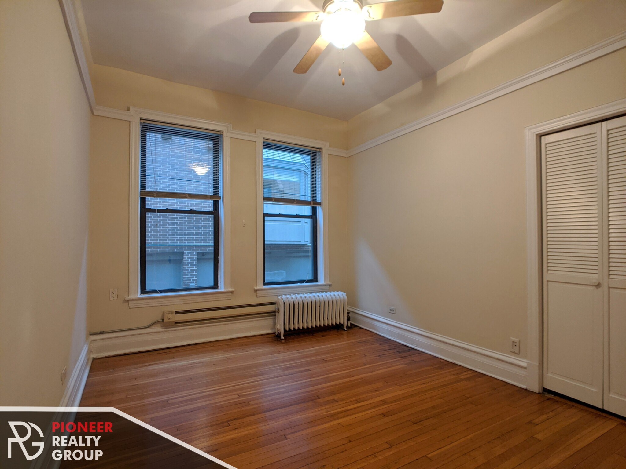 Building Photo - 1212 N Dearborn St