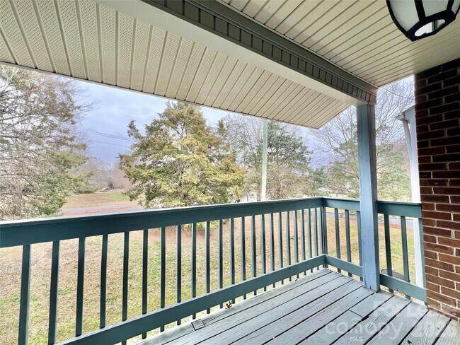 Building Photo - 11187 Harrowfield Rd