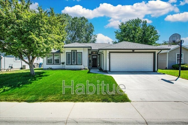 Primary Photo - 9025 W Lorinda Dr