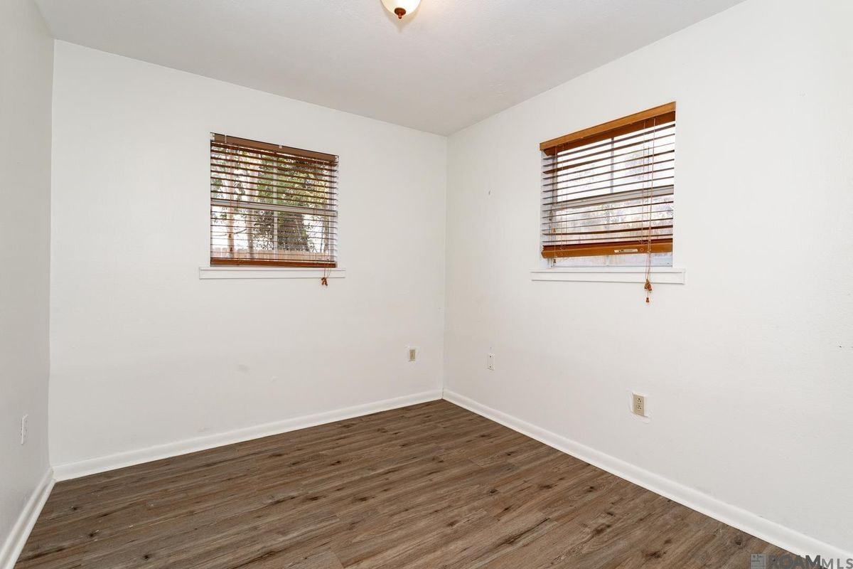 Building Photo - 3431 Brightside Dr