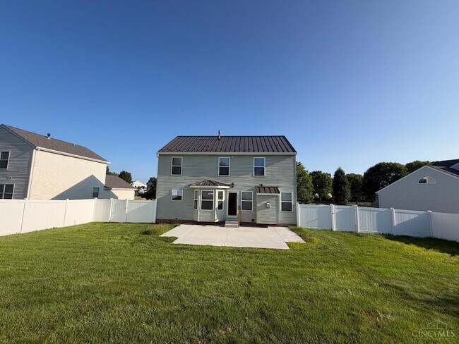 Building Photo - 7801 Livingston Dr