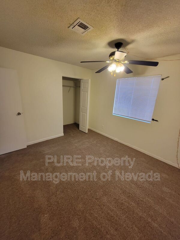 Building Photo - 3520 Rio Robles Dr