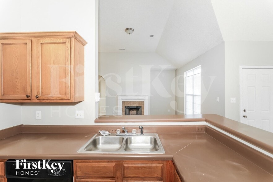 Building Photo - 4566 Tulip Bend Dr