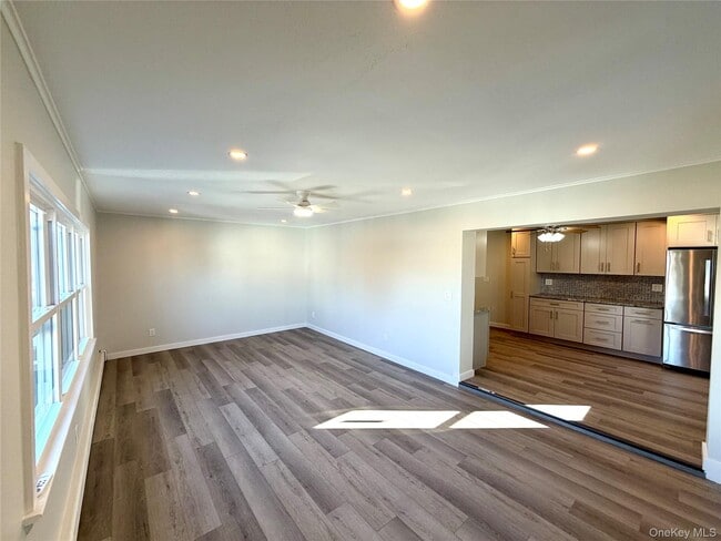 Building Photo - 537 Kimball Ave