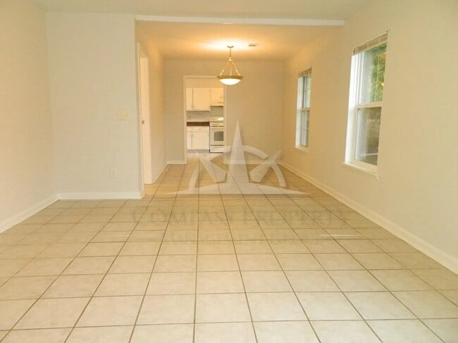 Building Photo - 541 Timber Ridge Ct