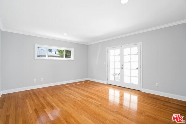 Building Photo - 1201 Hauser Blvd