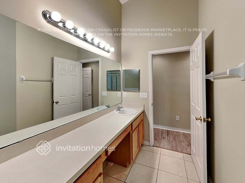 Building Photo - 3042 Eagle Crossing Dr