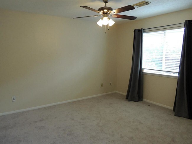 Building Photo - 3610 Wild Berry Ct