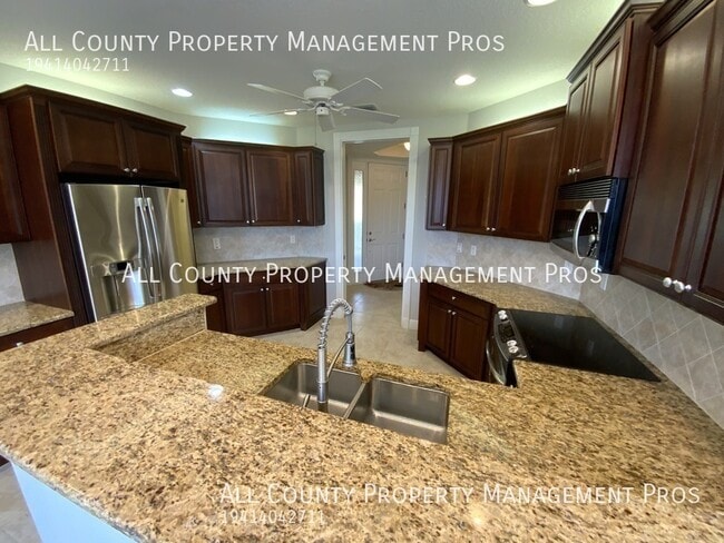 Building Photo - 5207 Manorwood Dr