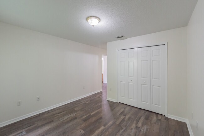 Building Photo - 507 Paulling Dr