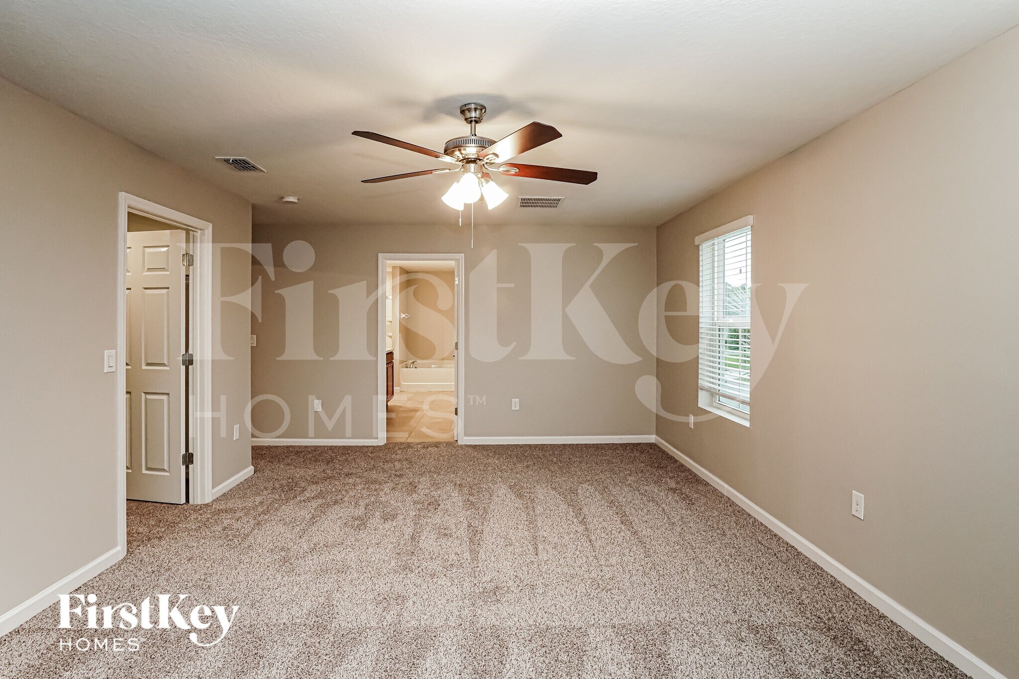 Building Photo - 924 Ambergate St