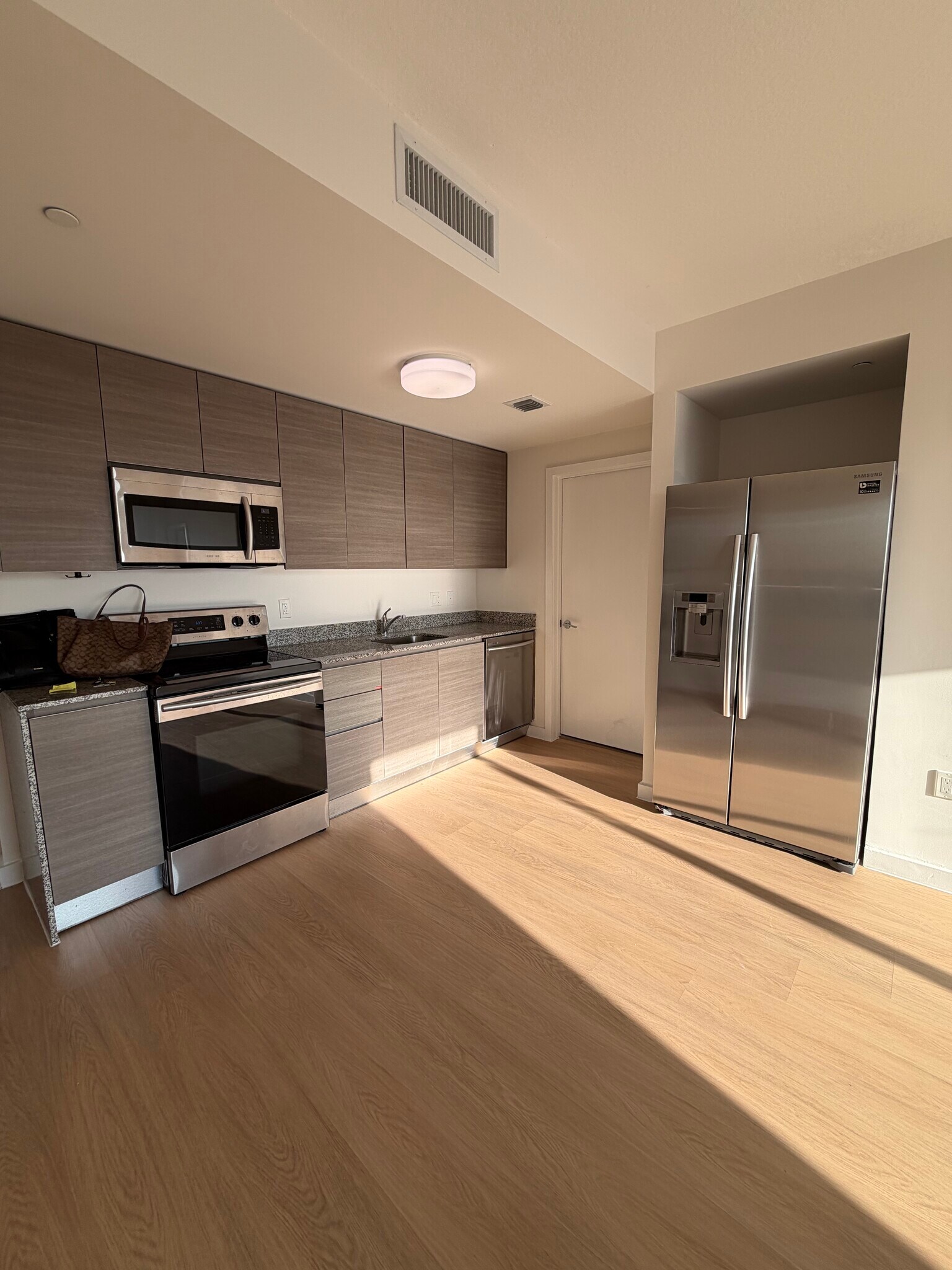 Building Photo - 1480 Biscayne Blvd