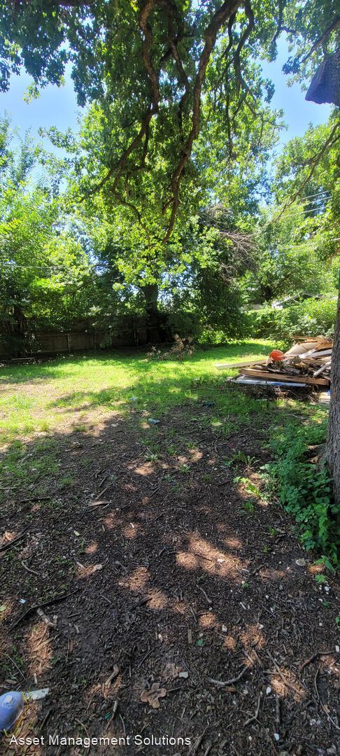 Building Photo - 4 br, 1 bath House - 6714 NW 31st St.