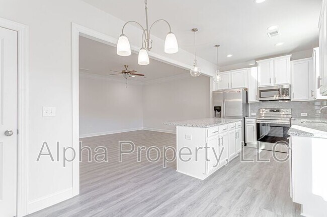 Building Photo - 502 Milbury Way
