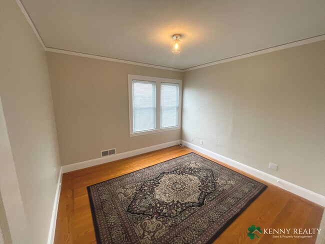 Building Photo - Spacious 4BR/2BA in Mission Terrace – San Francisco