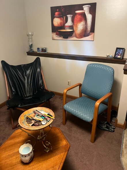 Building Photo - 826 Reno Dr