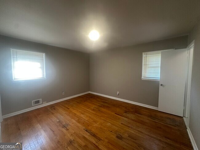 Building Photo - 6575 Wendell Cir