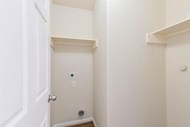 Building Photo - 3306 Barnes Ln