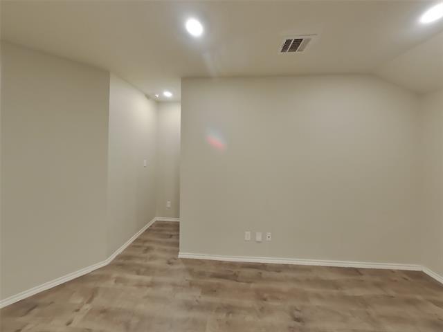 Building Photo - 1904 Strongbark Dr