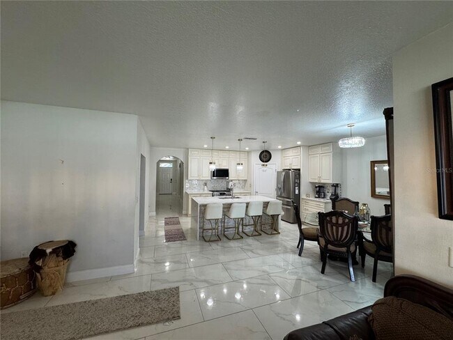 Building Photo - 5746 Marsh Landing Dr
