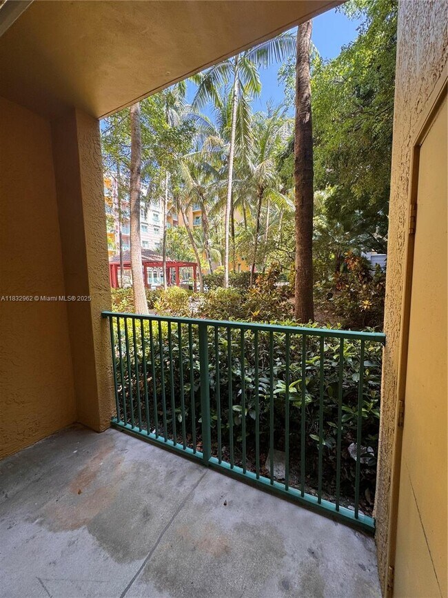 Building Photo - 6001 SW 70th St