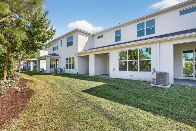 Building Photo - 3595 NW Solange Ct