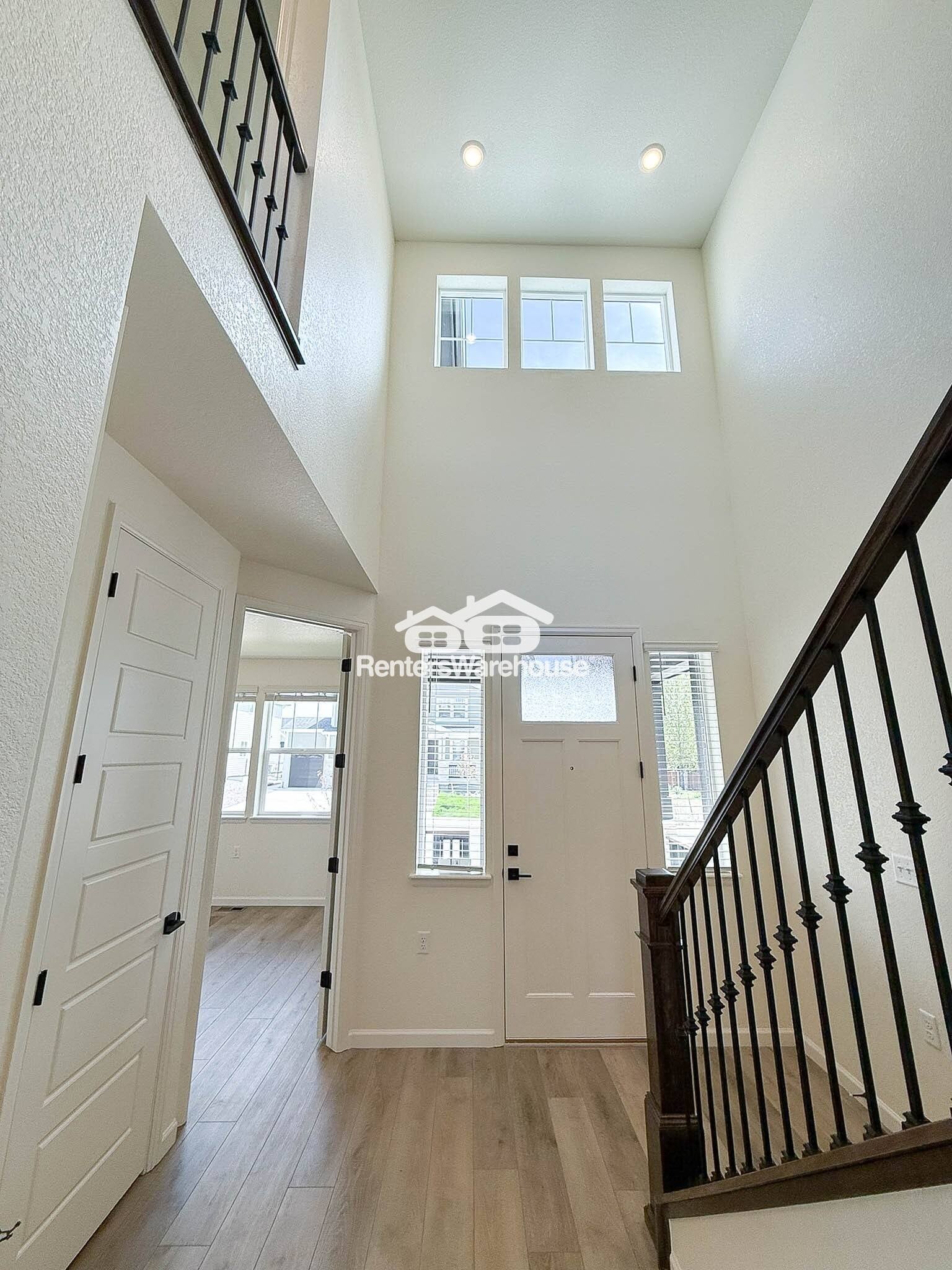 Building Photo - 121 Cherrywood Ln