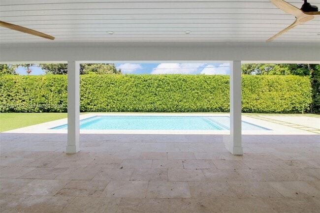 Building Photo - 8975 SW 83rd St