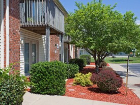 Building Photo - Huntley Ridge