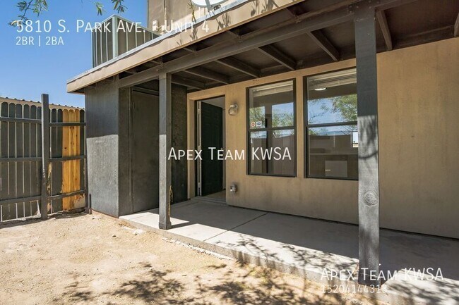 Building Photo - 5810 S Park Ave