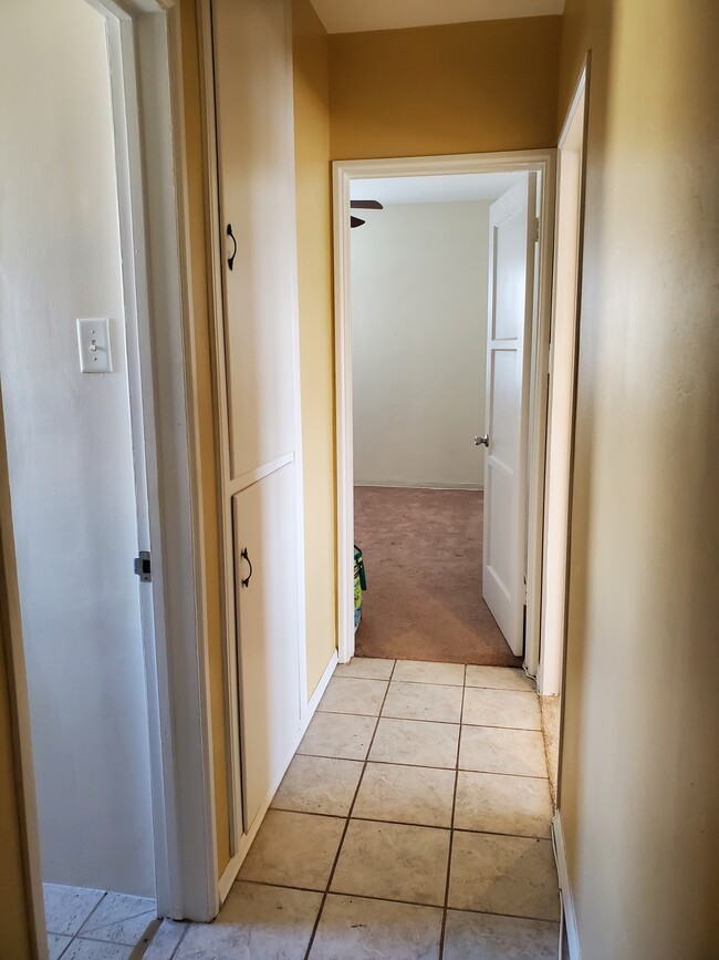 Hall to bedroom - 1412 Amapola Ave