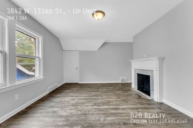 Building Photo - 3842 W 133rd St