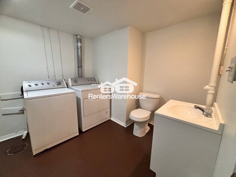 Building Photo - 3711 37th St